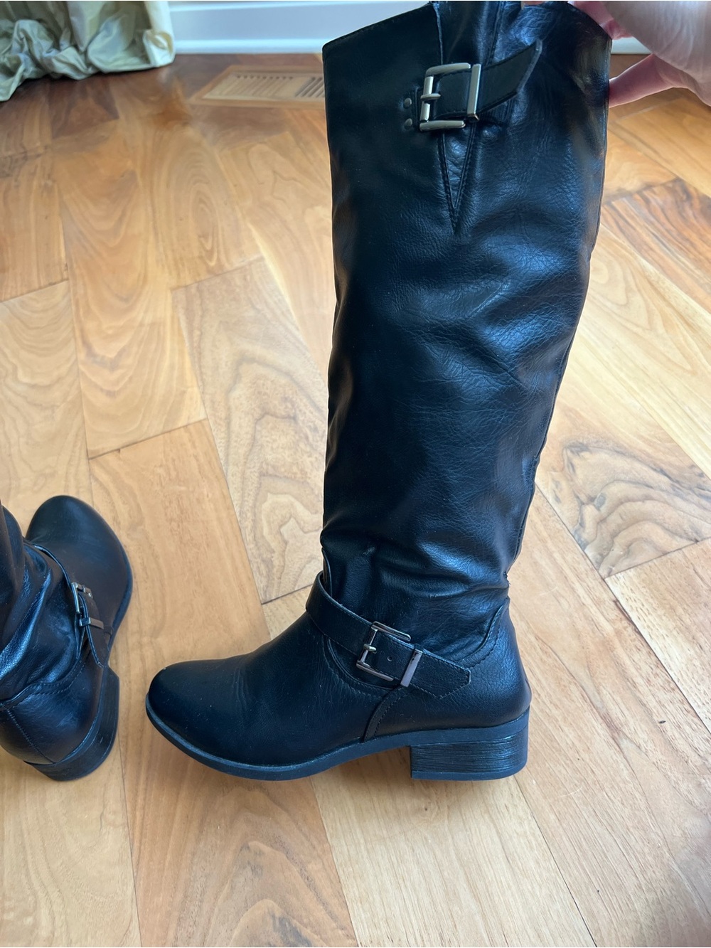 Women’s Size 8 Croft & Barrow Black Boots - Picture 11 of 15